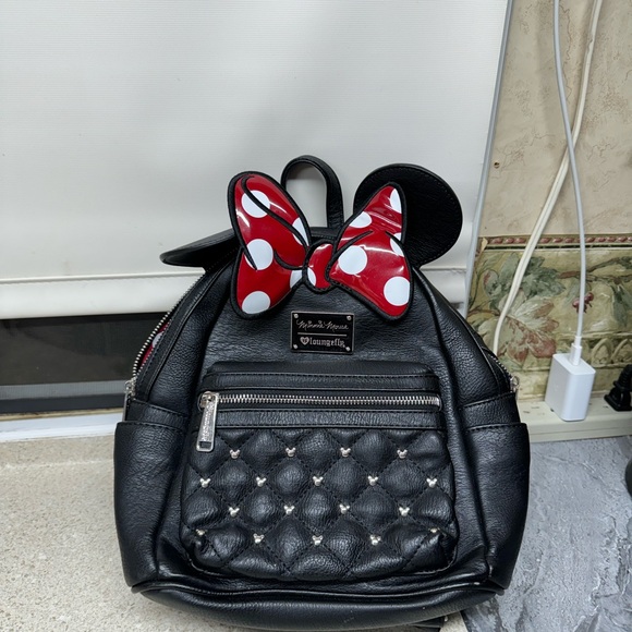 Loungefly Disney Minnie Mouse Purse - Picture 2 of 10